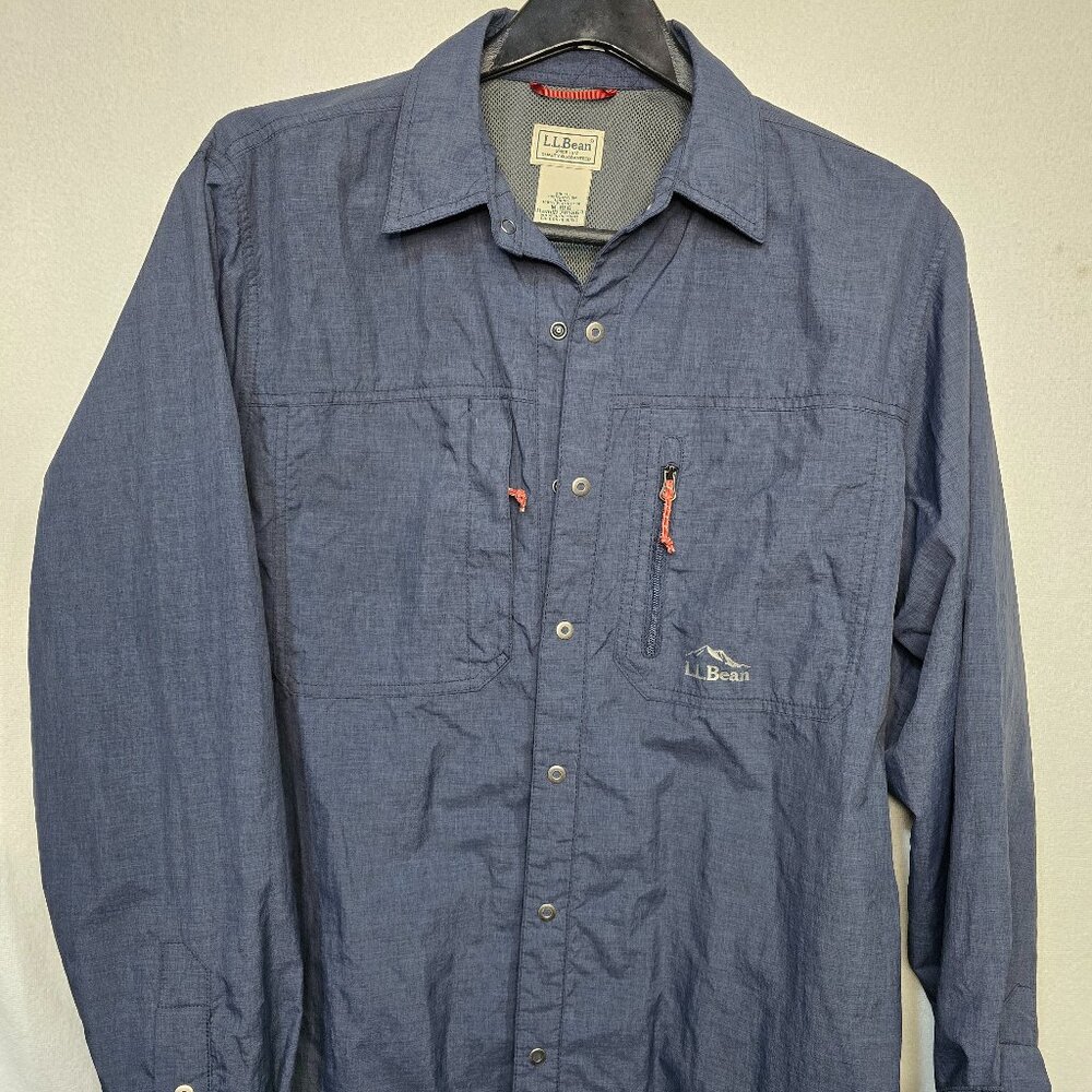 LL Bean mesh-lined nylon windbreaker snap shirt, Men's medium, long sleeves
